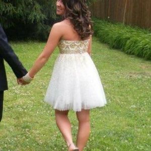 Sherri Hill size 4 prom dress
