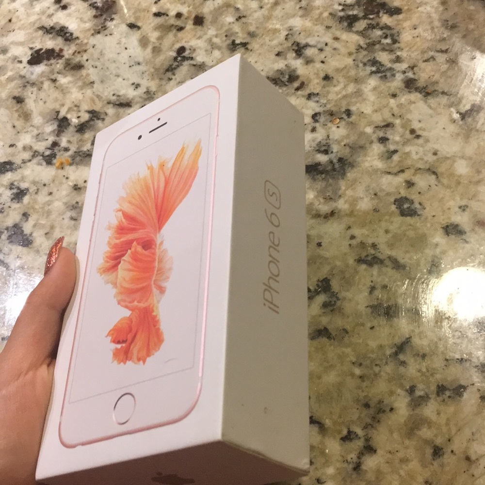 iPhone 6s box