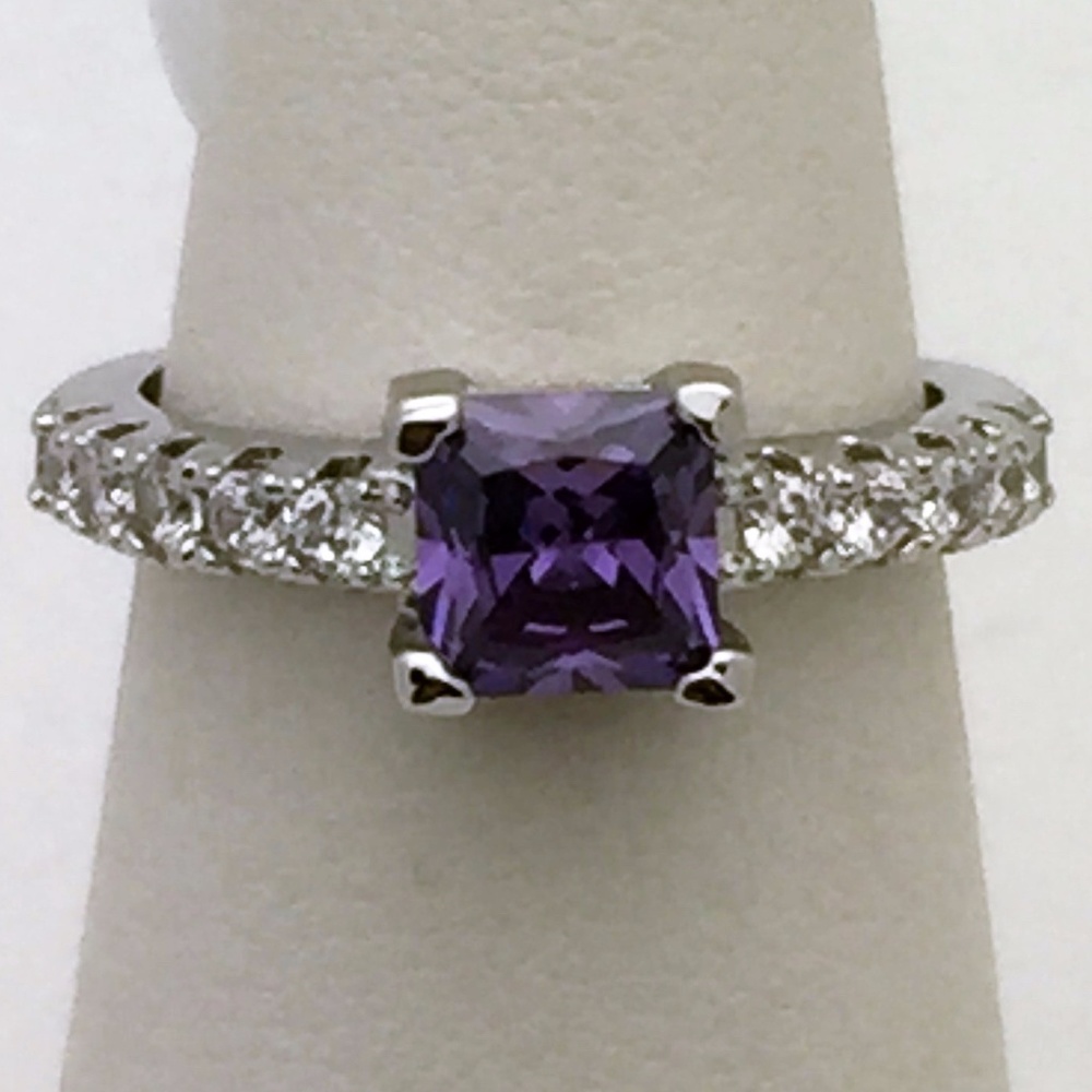 Sterling Silver Amethyst Princess Cut Ring