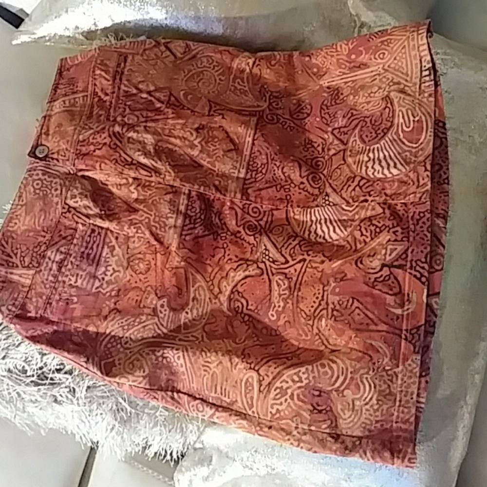 CHICO'S SKIRT SIZE 4