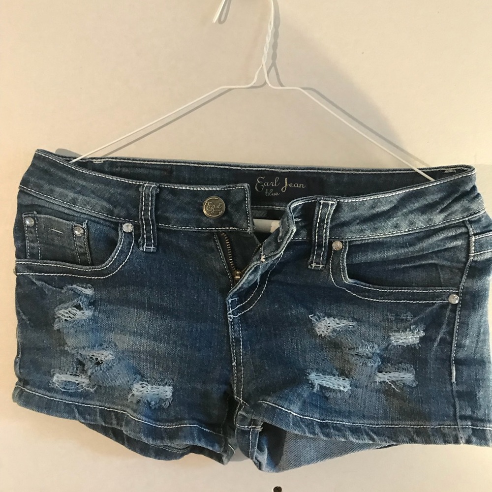 Distressed shorts