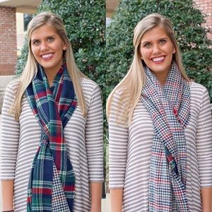 Reversible Blanket Scarf