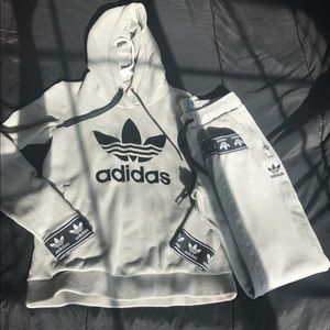 Adidas sweatsuit