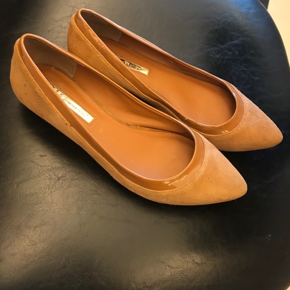 BCBG pointy toed flats - Picture 1 of 4