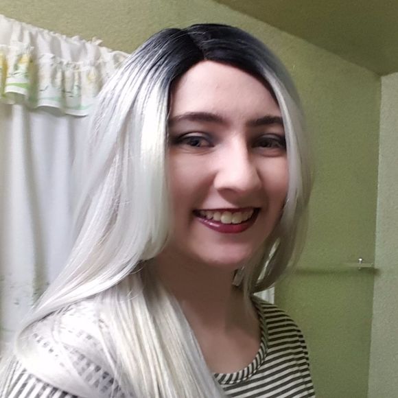 Meet your Posher, Taryn - Picture 1 of 1