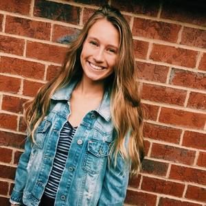 Meet your Posher, Isabelle