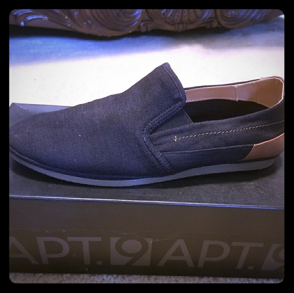 Men's slip-on casual shoes