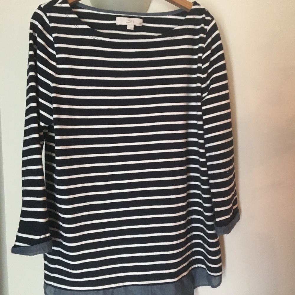 Loft Sweater! Perfect Fall Basic - image 2