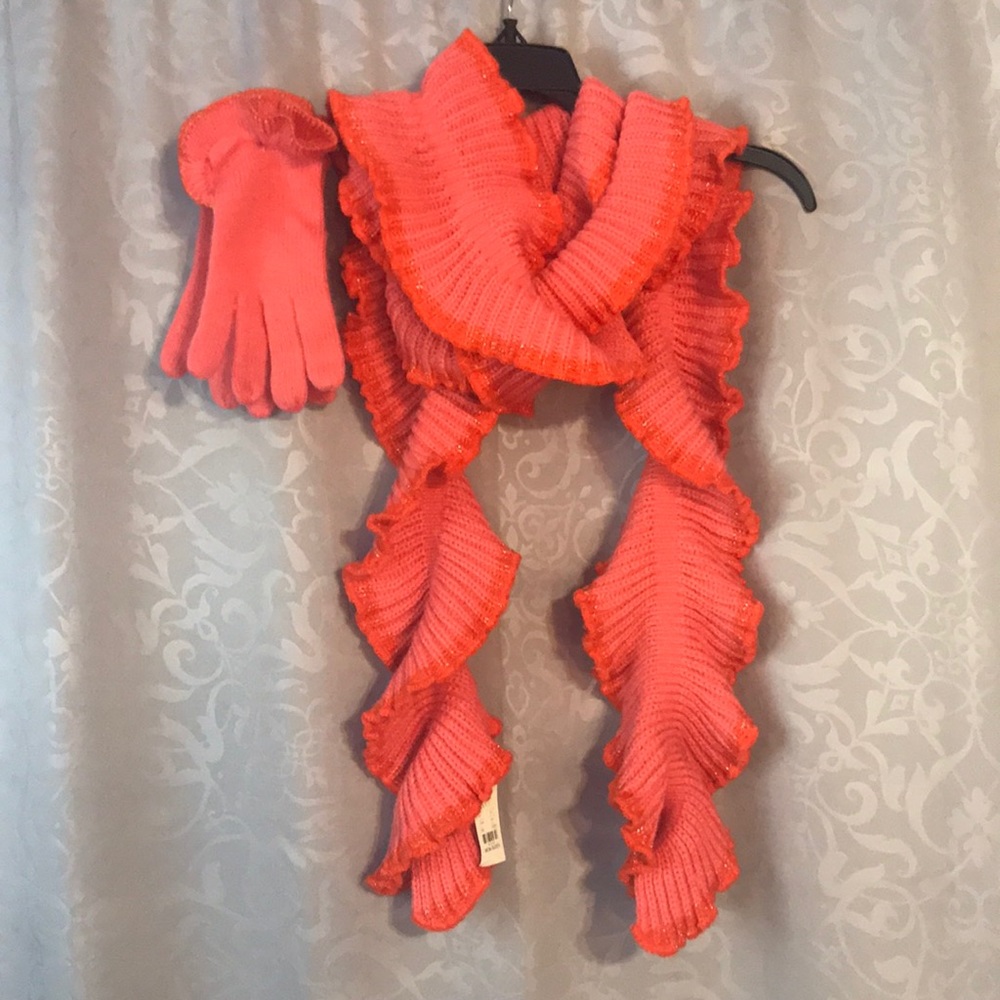 NWT- NY&C Salmon sparkly scarf and glove set