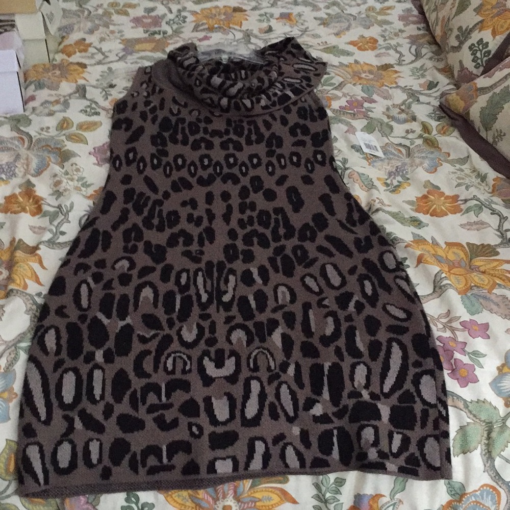 Jessica Simpson leopard sweater dress