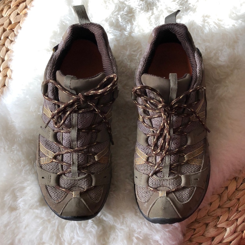 Merrell hiking boots/shoes