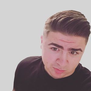 Meet your Posher, Jonathan