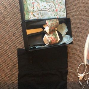 Men’s Gucci slides