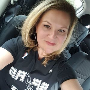 Meet your Posher, Deanna