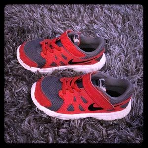 Toddler Nike shoes