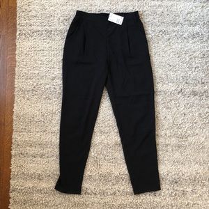 H&M Elastic Waist Tapered Pant