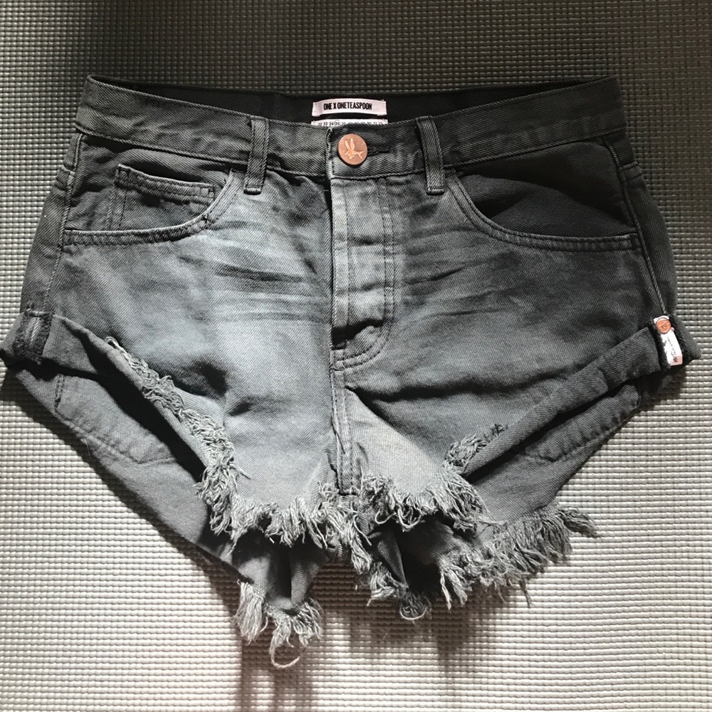 One teaspoon shorts
