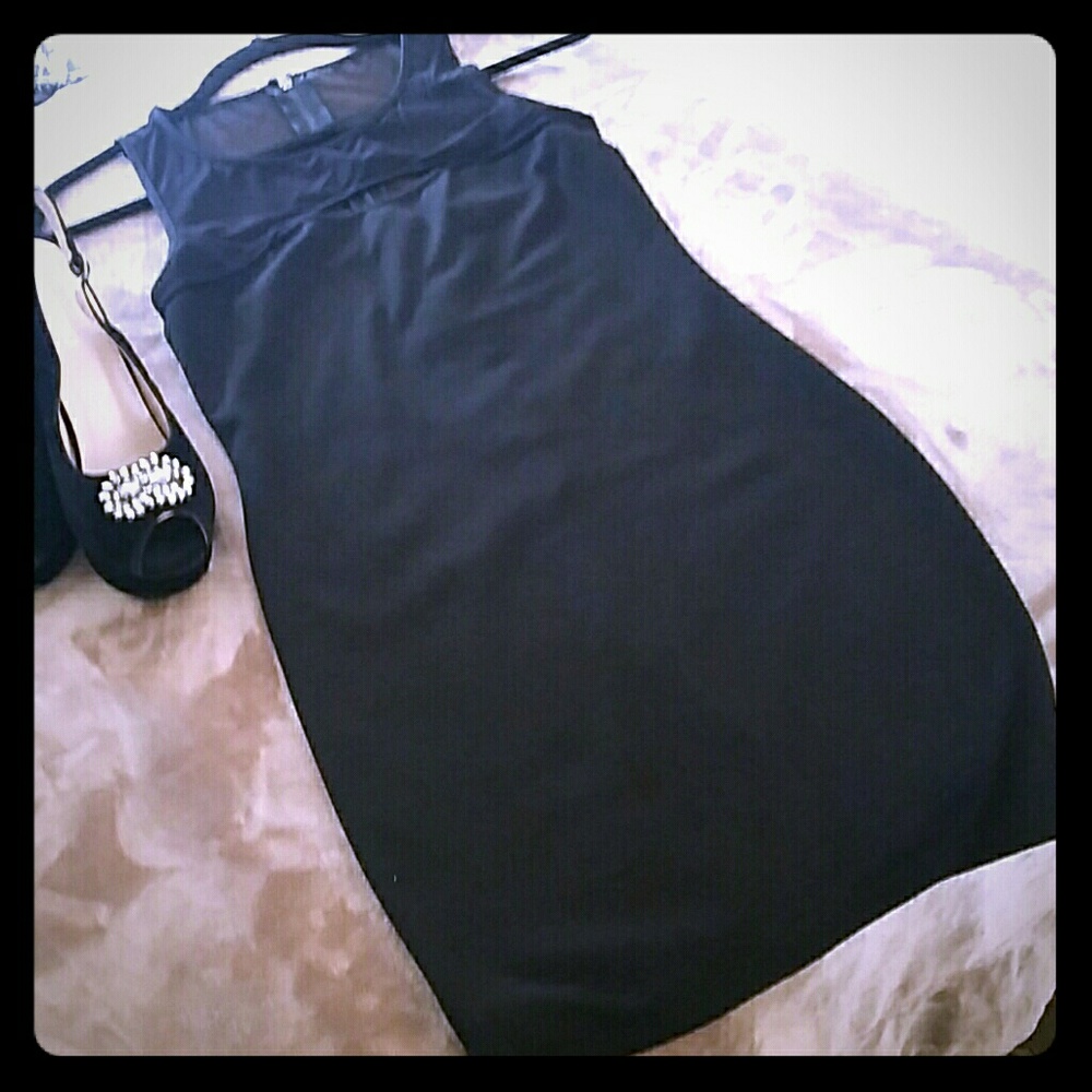 Nwot! Just lowered price! Forever 21. Mesh.