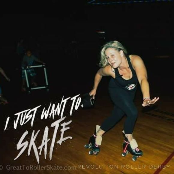 Meet your Posher, Selina - Picture 1 of 1