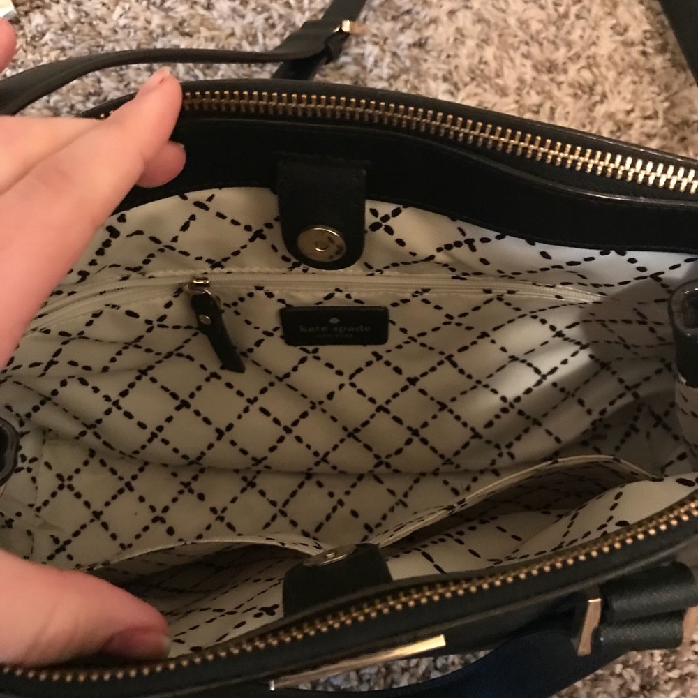 Kate Spade Purse - Picture 5 of 6