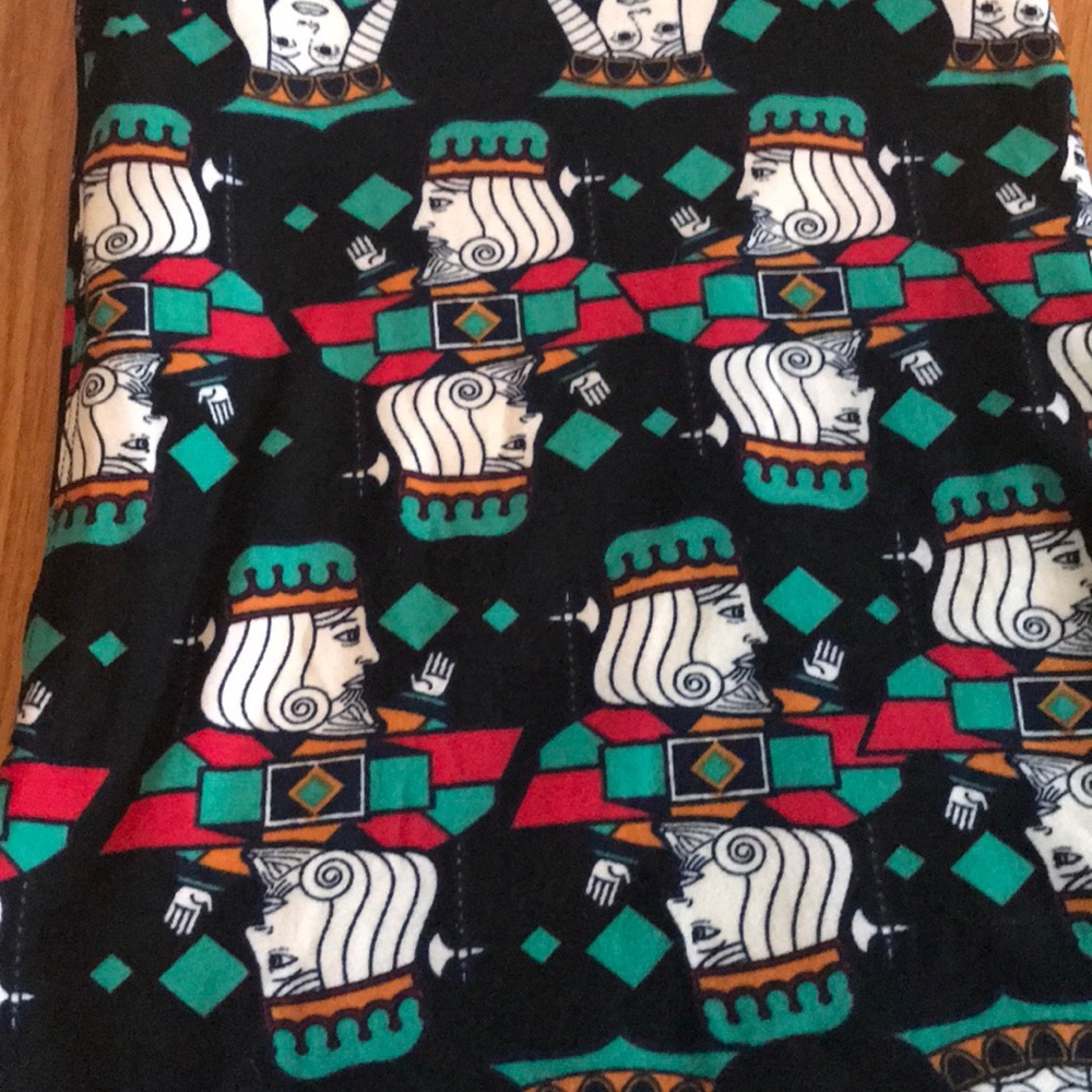 NWOT Lularoe Leggings Tall and Curvy - Picture 2 of 3