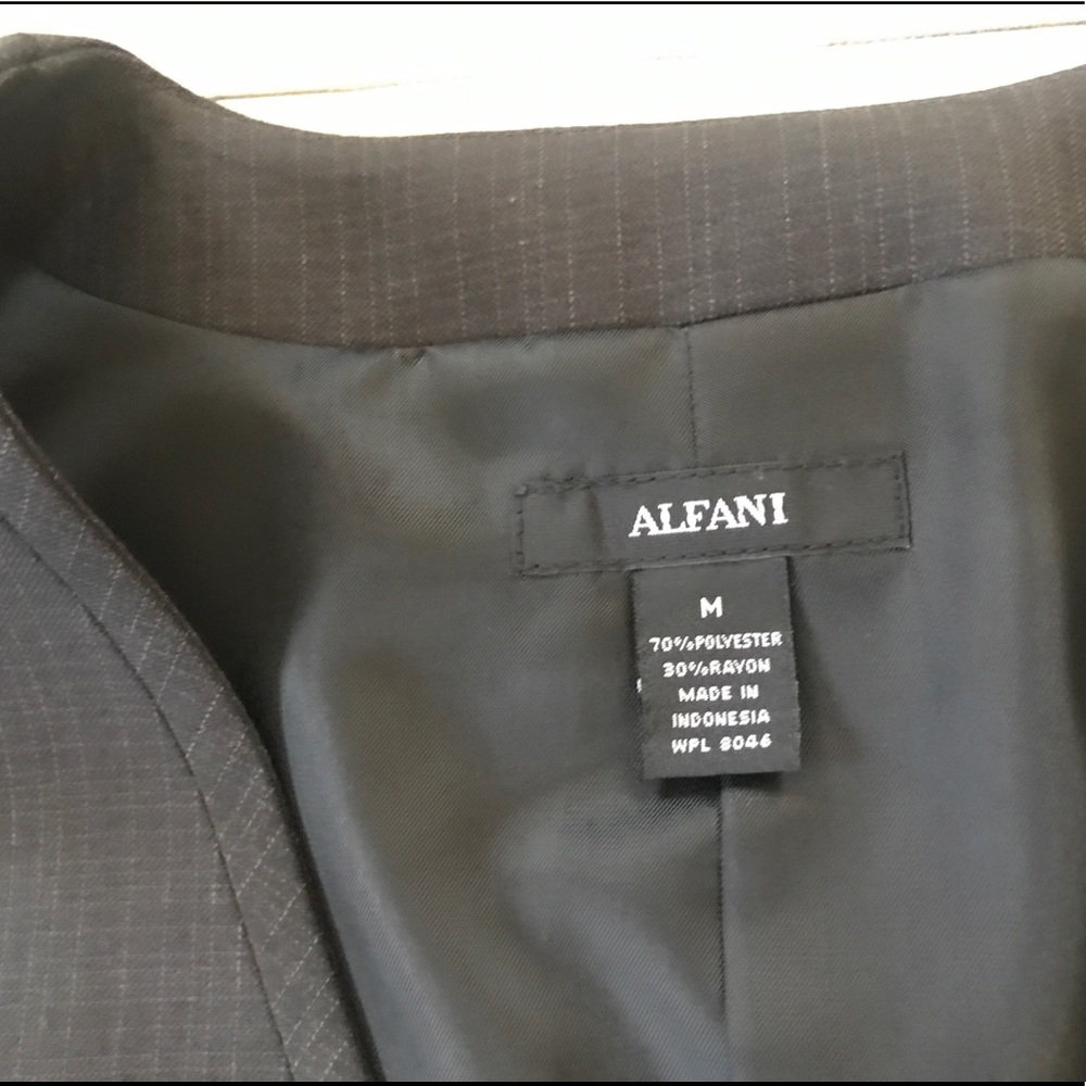 Alfani Suit Vest -Like New-Pinstripe Weave Pattern - Picture 3 of 3