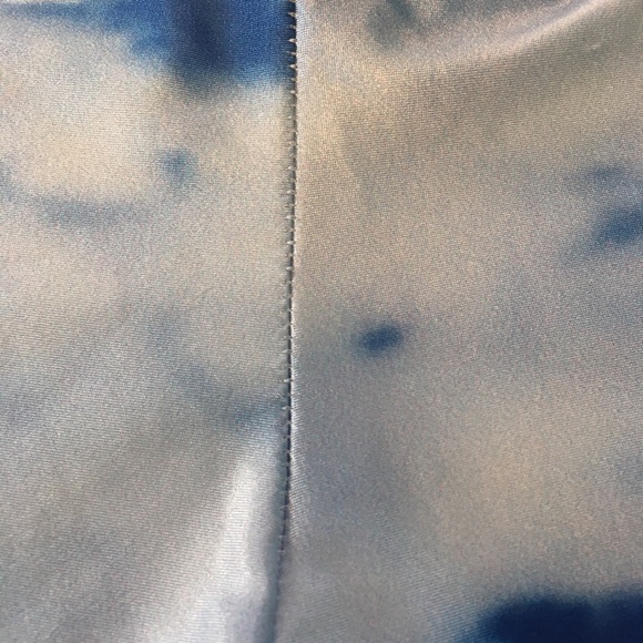 Black Milk Cloud Leggings - Picture 2 of 3