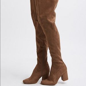 Over knee boots! Never worn perfect condition!