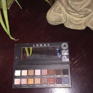 Lorac pro eyeshadow