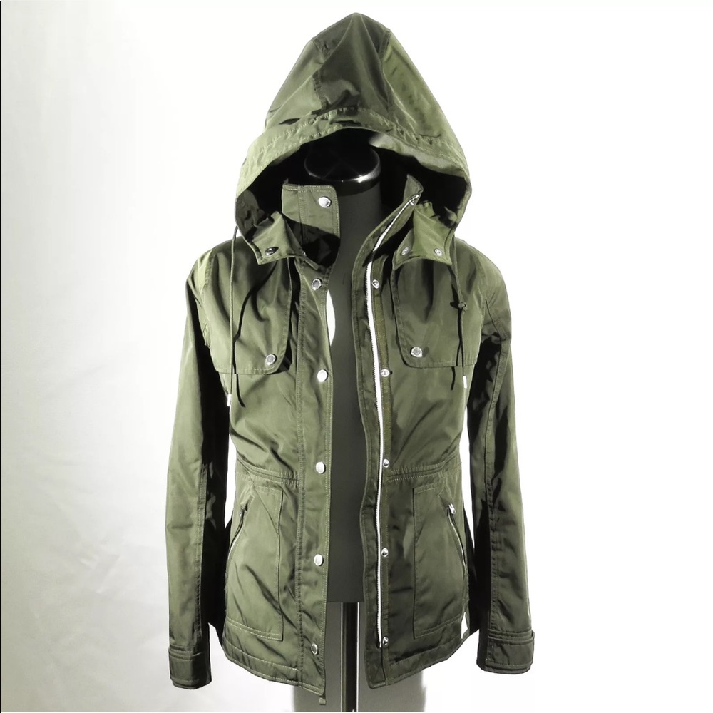 🚫 SOLD Abercrombie & Fitch 2 In 1 Nylon Jacket