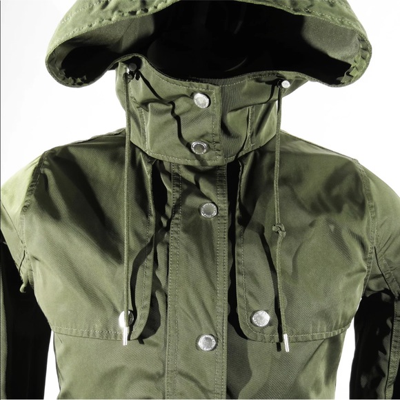🚫 SOLD Abercrombie & Fitch 2 In 1 Nylon Jacket - Picture 3 of 7
