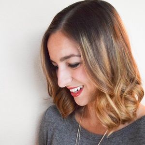 Meet your Posher, Loren