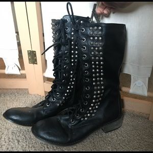 💞SALE💞Breckelle’s Black Studded Combat Boots