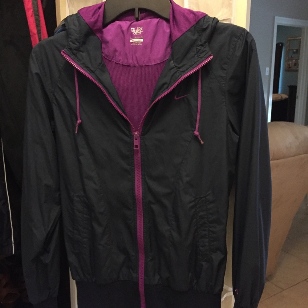 Nike windbreaker
