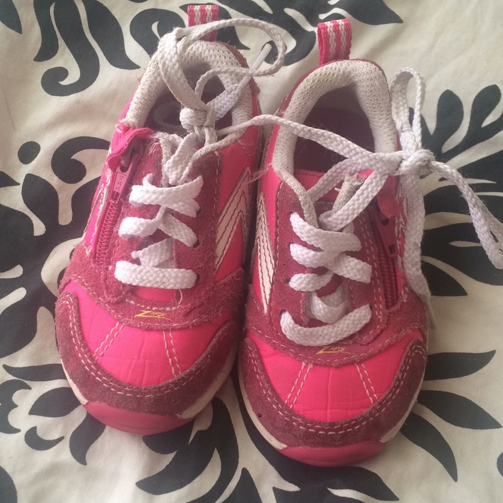 STRIDE RITE  Sneakers