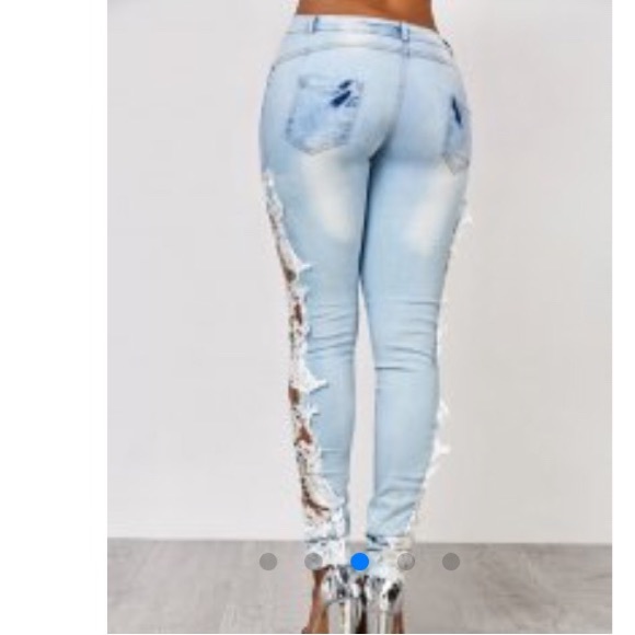1 pair left! NWT acid washed lace skinny jeans - Picture 3 of 6