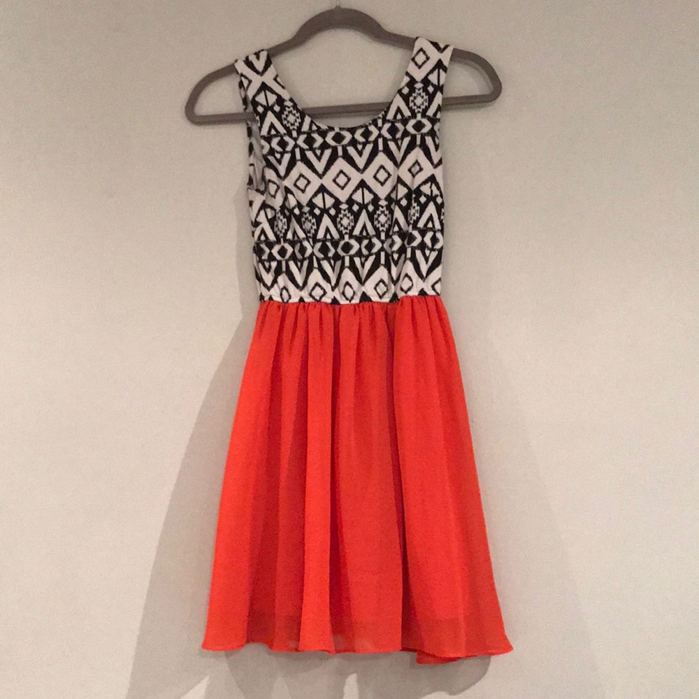 Aztec pattern dress S