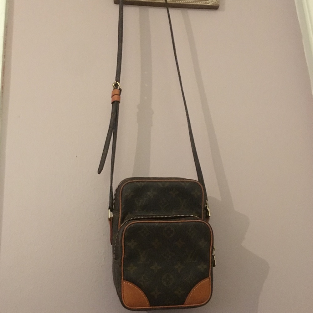 Louis Vuitton Crossbody