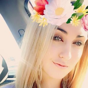 Meet your Posher, Rebekah