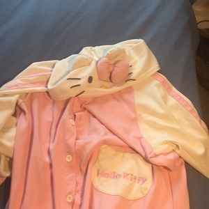 Hello Kitty Kigurumi