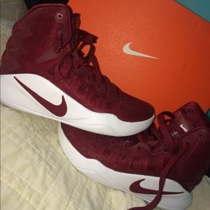 Nike hyperdunk shoes
