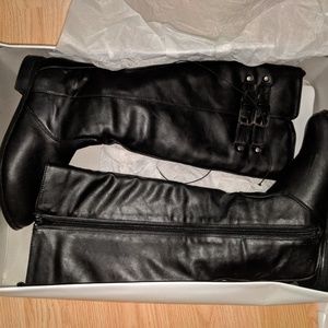NEW size 6 boots