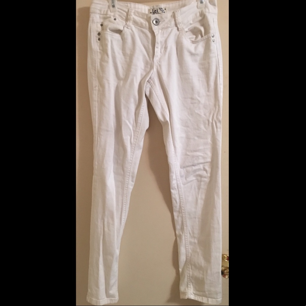 Women's L.E.I's Skinny Jeans (Size: 9)