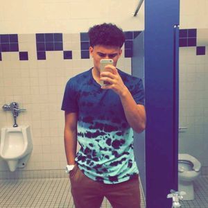 Meet your Posher, Kyle