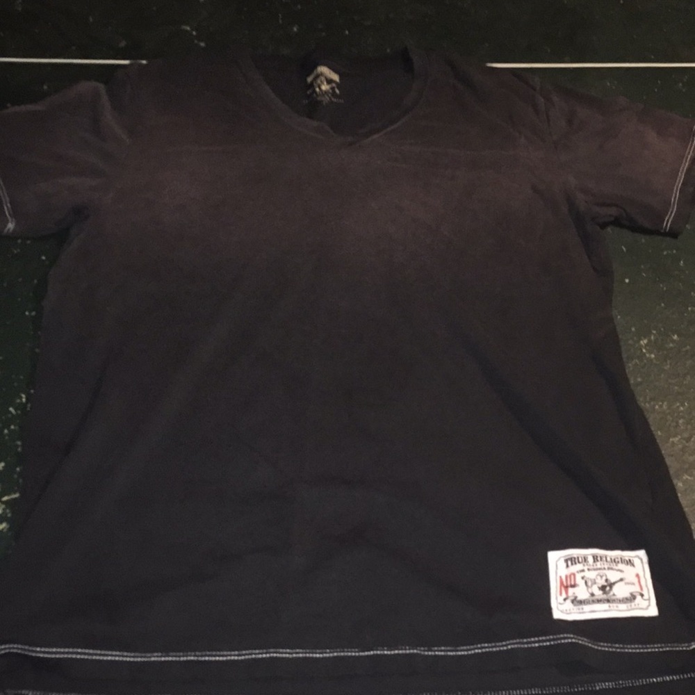 Men's true religion v neck shirt