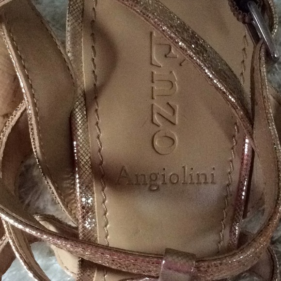 Sandals - Picture 3 of 4