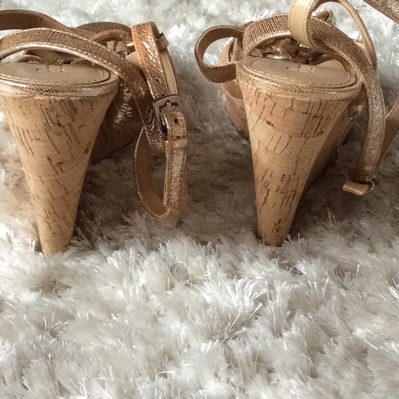 Sandals - Picture 4 of 4