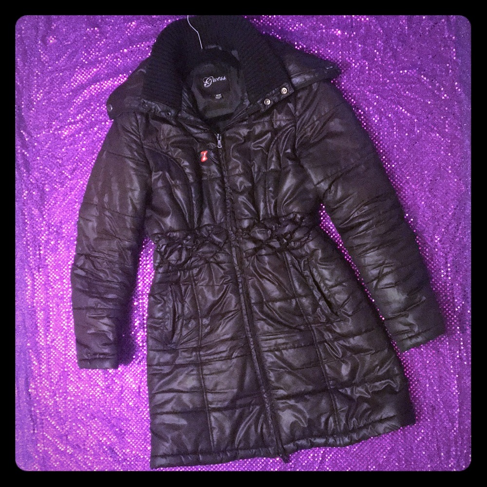 Guess Puffer Jacket🖤🔻❓