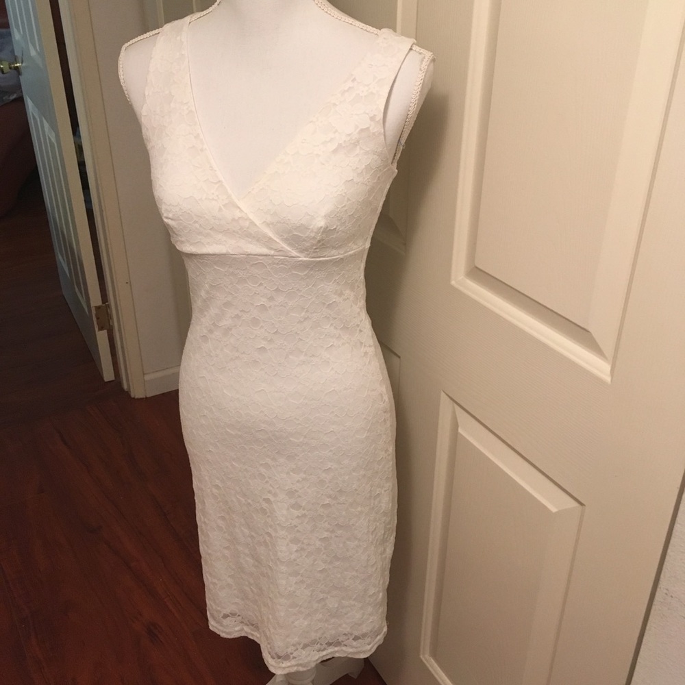 Cocktail length wedding dress white lace size S