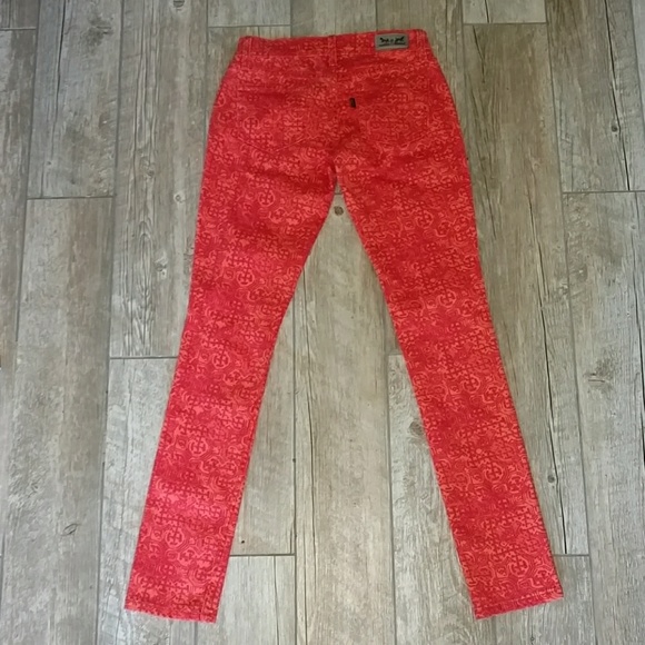 Levi's 524 Superlow Skinny Jeans 25 x 32 EUC - Picture 3 of 5